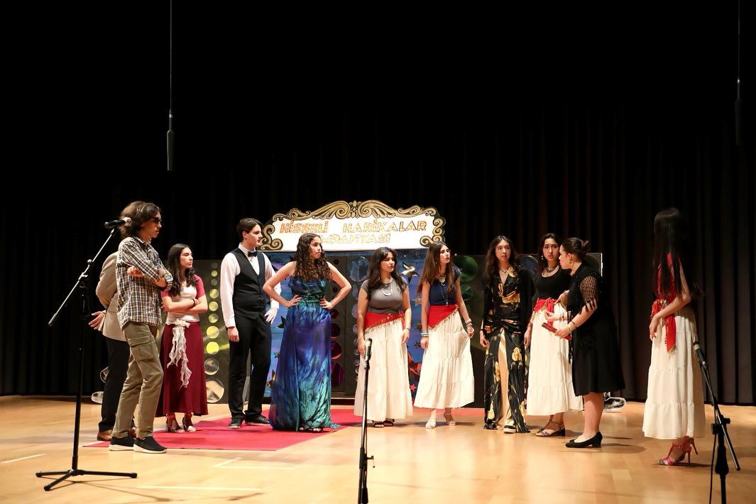 Çok Yönlü Bireyler