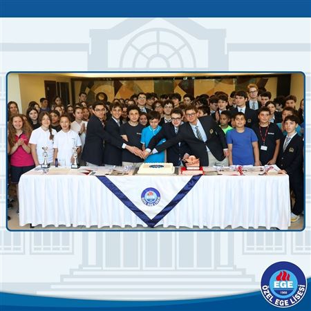 Proje ve Olimpiyat Çalışan Öğrencilerimizle Kutlama