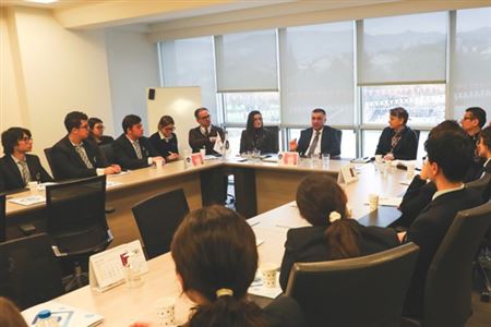 Kurucu Temsilcisi Yansı Eraslan'ın Salon Dersi